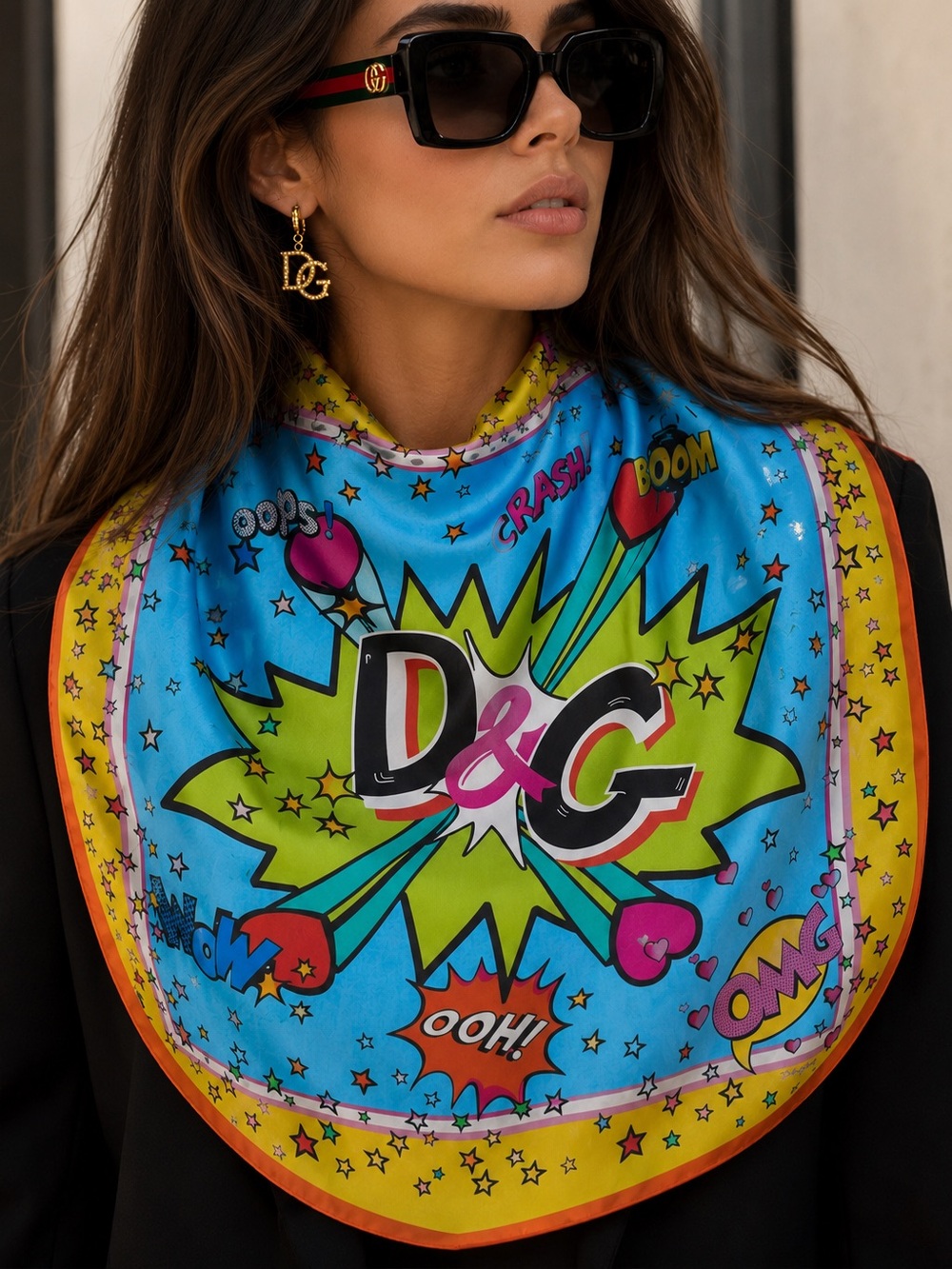 Dolce & Gabbana printed WOW scarf 50 x 50 New! Rare 🔥